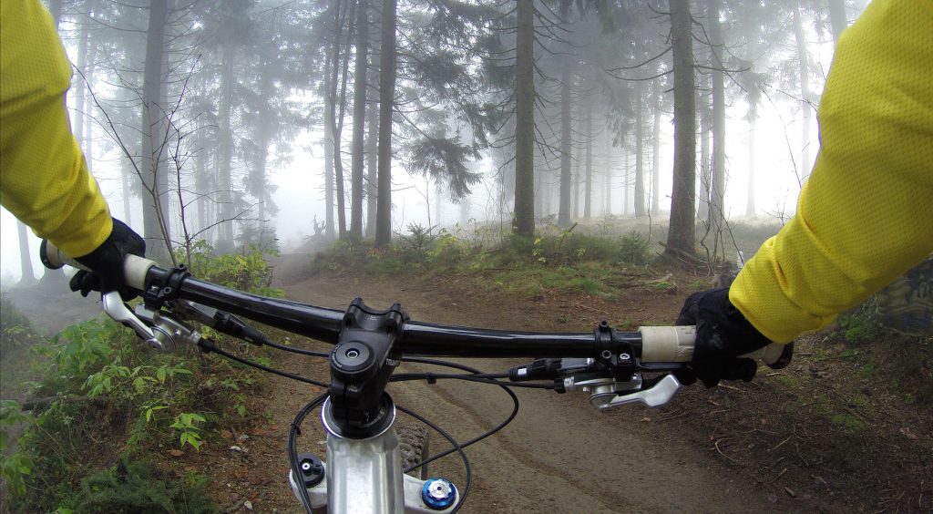 Mountain bike in montagna.