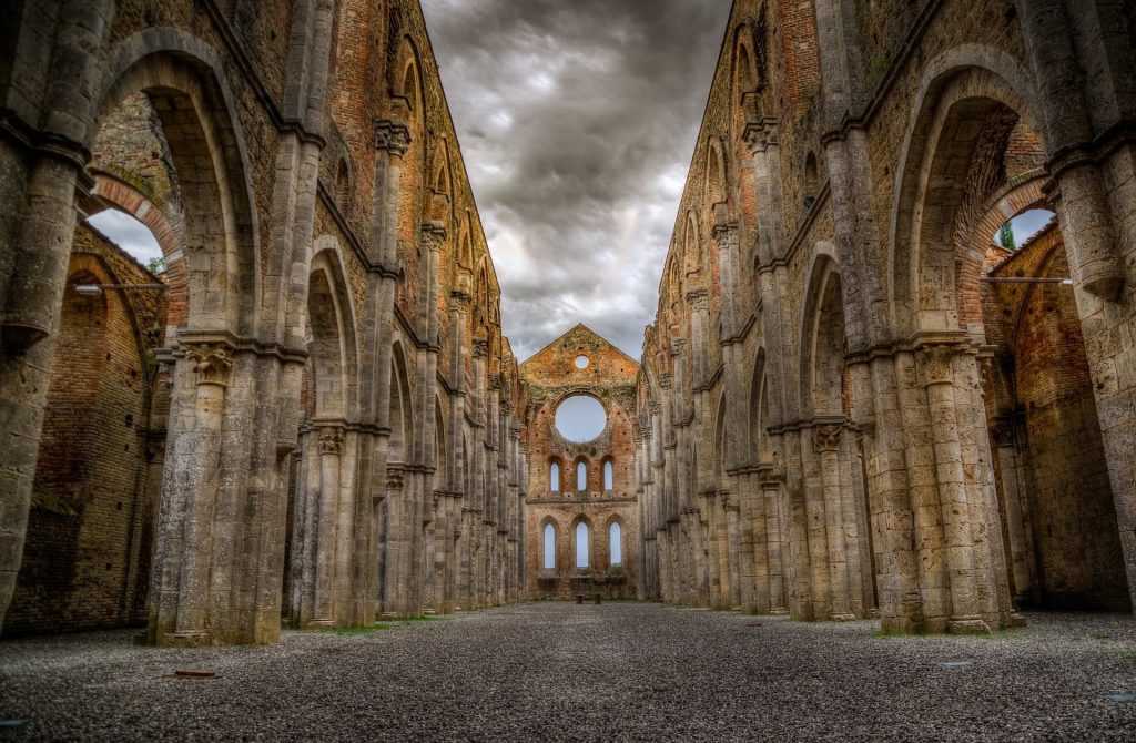 Abbazia San Galgano - Foto Rudy and Peter Skitterians @Pixabay 