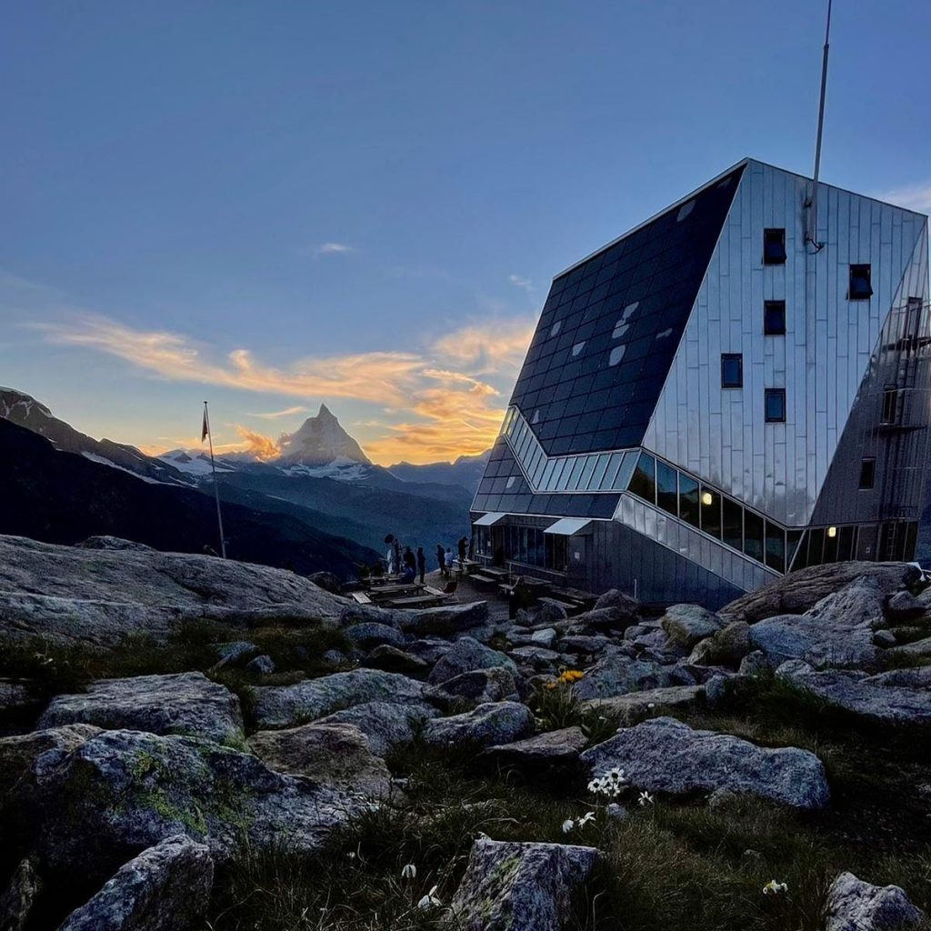 Foto FB Monte Rosa Hütte