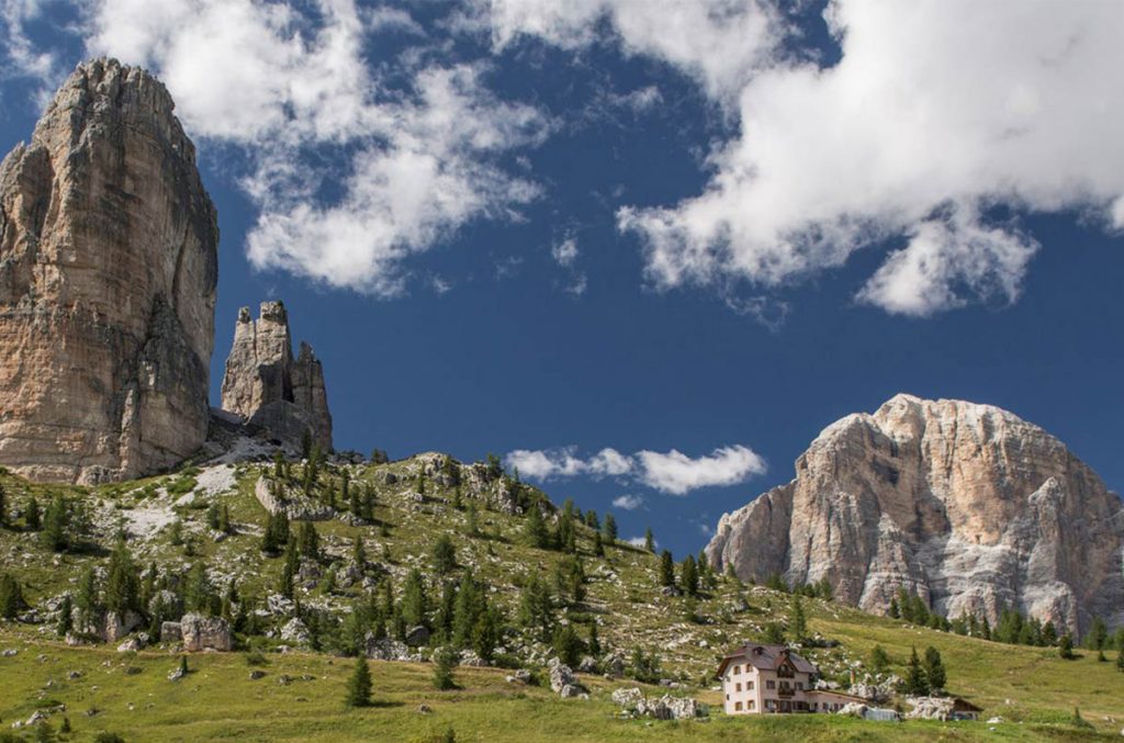 Foto @ Rifugio 5 Torri FB