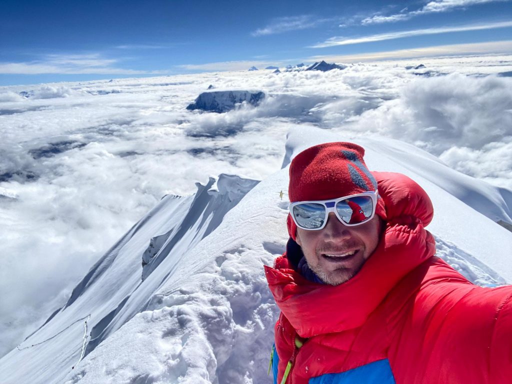 Marco Camandona verso la vetta del Dhaulagiri. Foto archivio Marco Camandona
