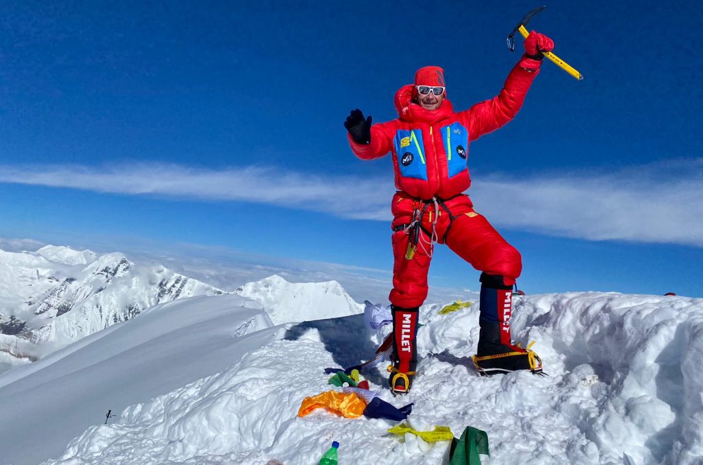 Marco Camandona in vetta dl Dhaulagiri. Foto archivio Marco Camandona