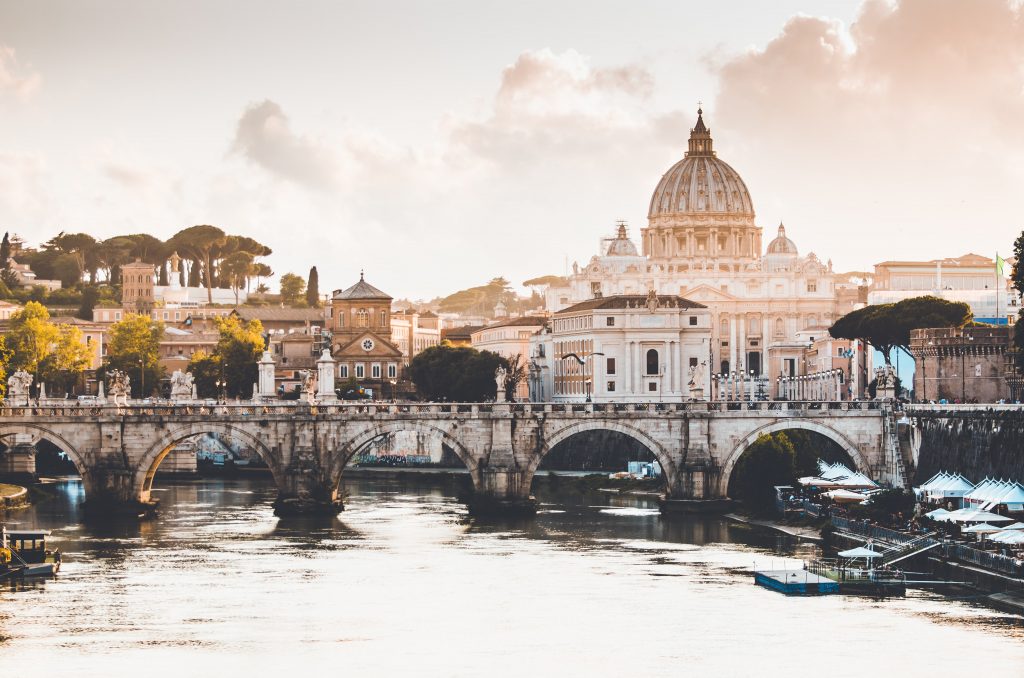 Roma - Foto Christopher Czermak @Unsplash