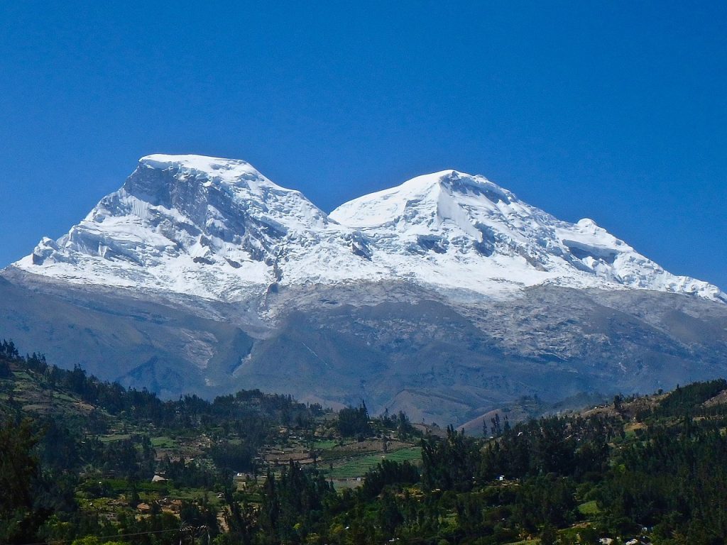 Nevado Huascaran - Foto Wikimedia Commons @ZiaLater