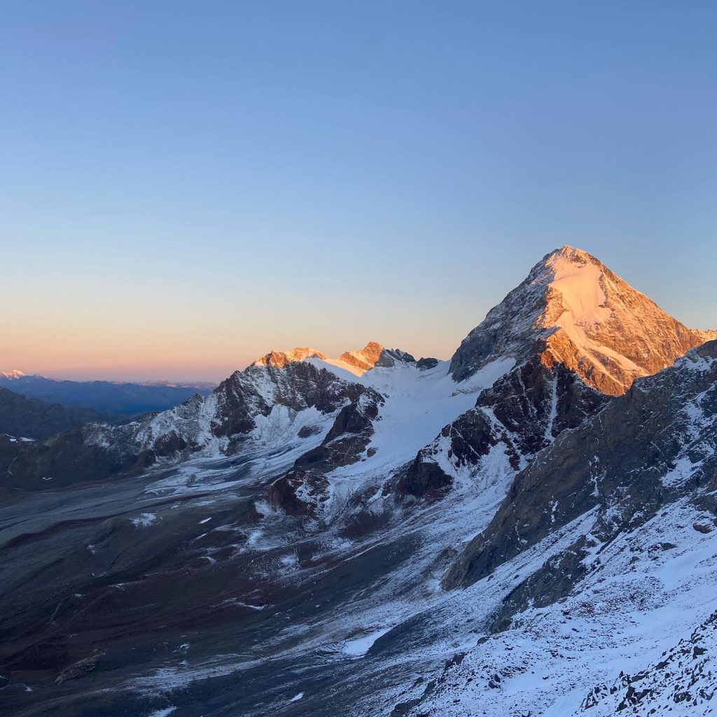 Il rifugio Casati. Foto Facebook Rifugio Casati e Guasti mt. 3269