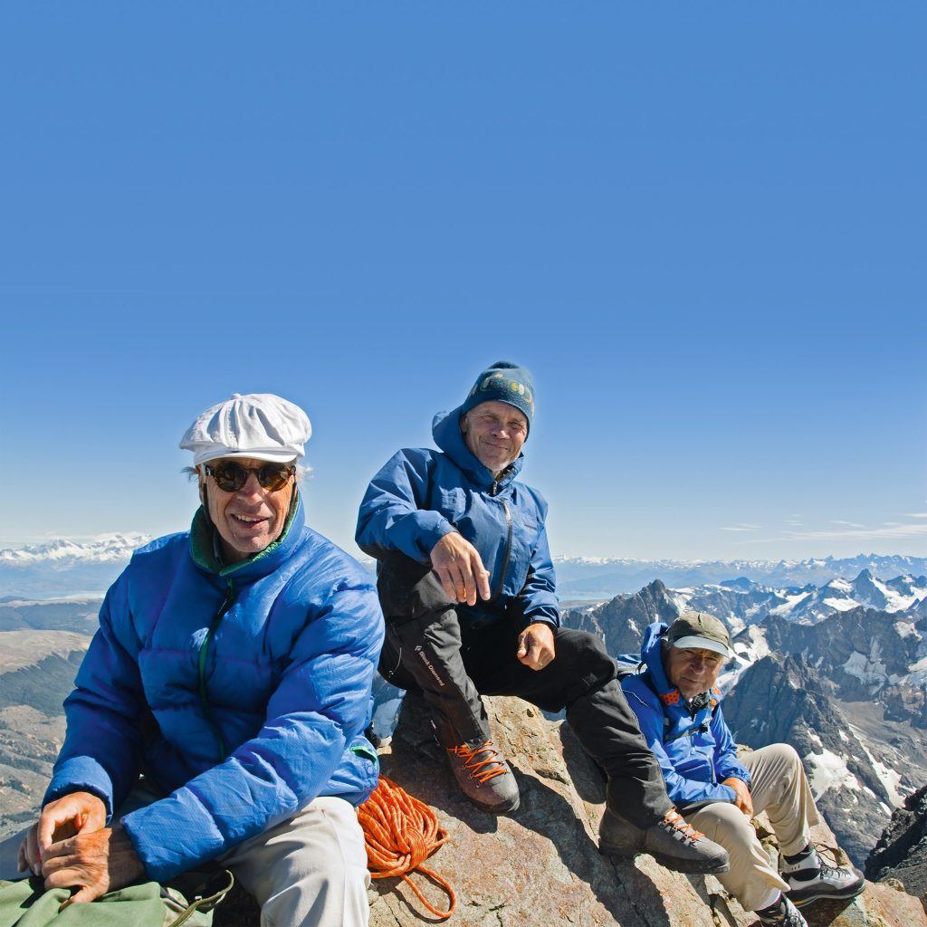 Doug Tompkins, Rick Ridgeway e Yvon Chouinard sul Cerro Kristine - Foto Conservacion Patagonica Archives Ph. Jimmy Chin
