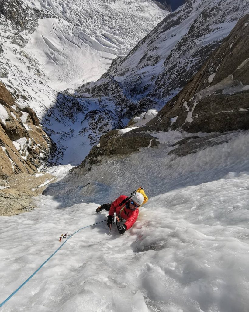 Sulla colata ghiacciata. Foto Facebook Giuseppe Vidoni.