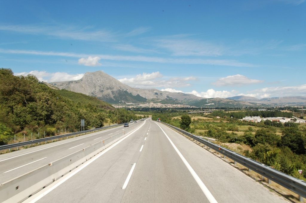 Autostrada A25 - Foto Wikimedia Commons @Ra Boe