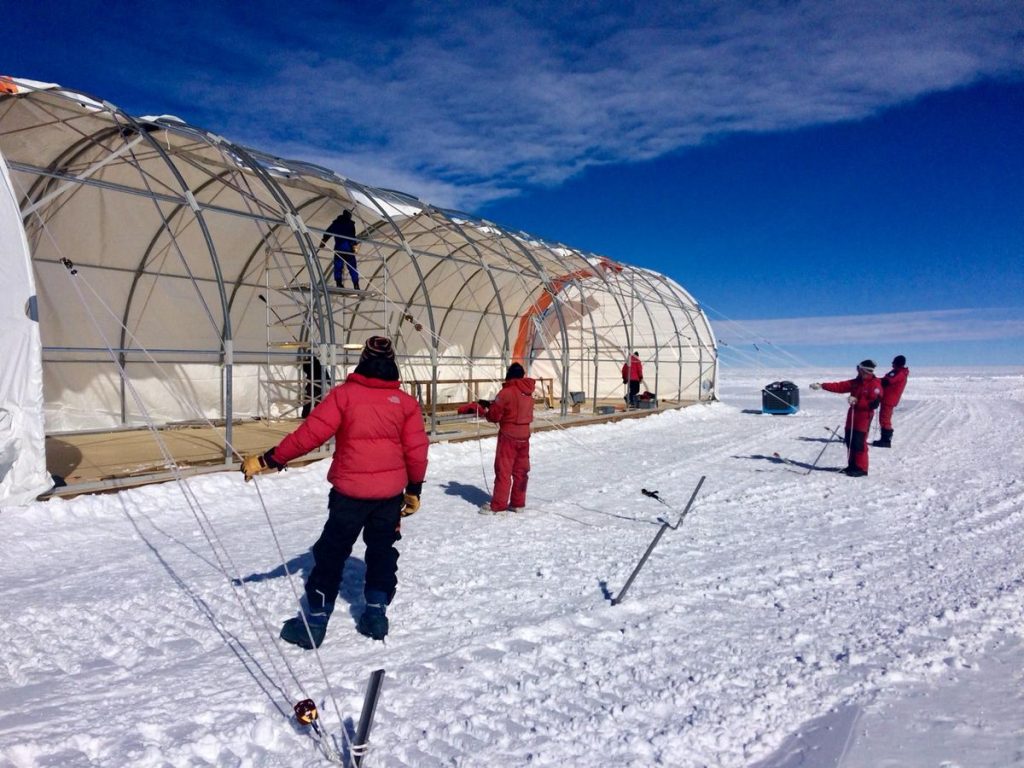 Beyond Epica Oldest Ice (Credit: M. Frezzotti)