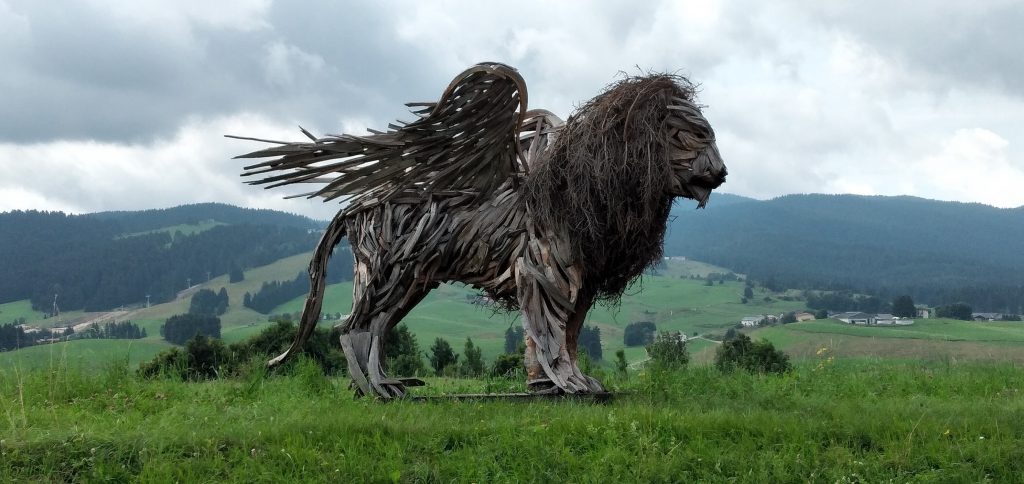 Il leone alato - Foto FB Marco Martalar Scultore