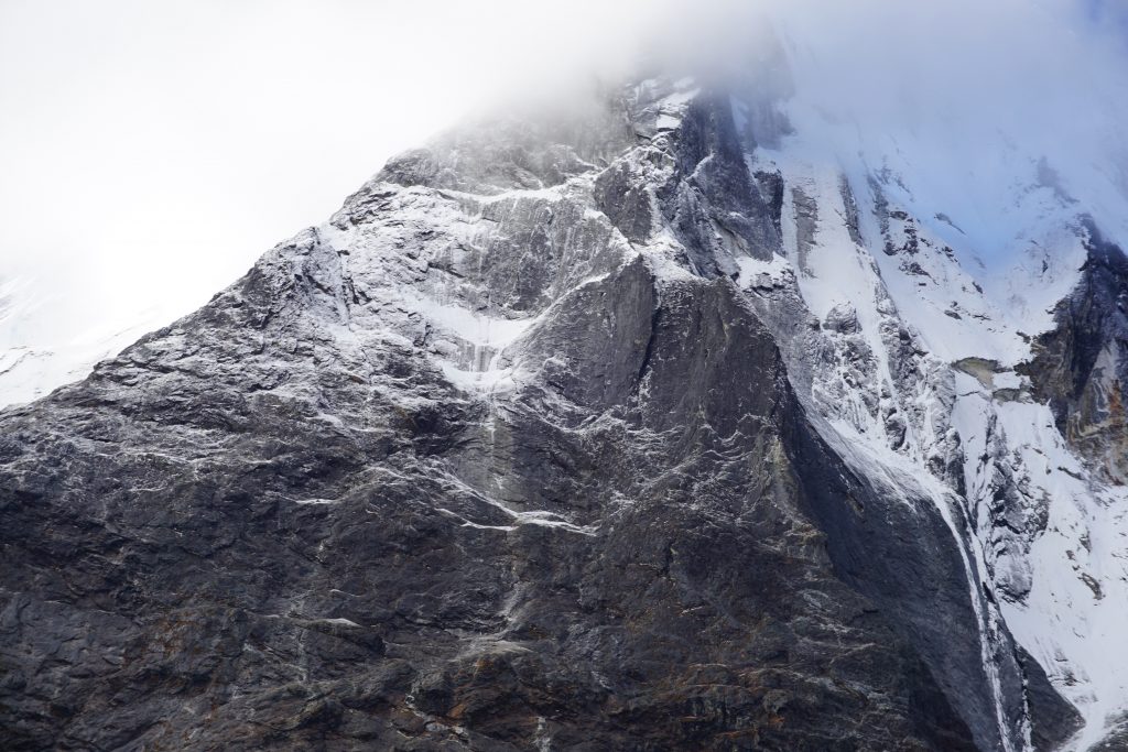 Il pilastro nord-est del Tengkangpoche. Foto archivio Livingstone