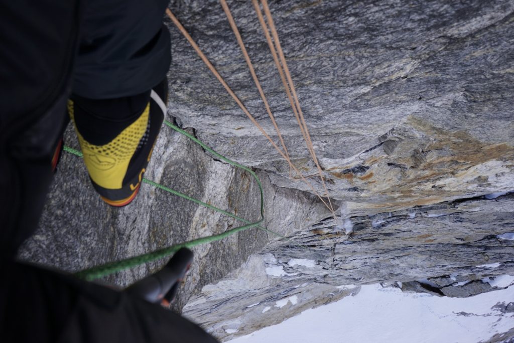 Il vuoto sotto i piedi. Foto archivio Livingstone