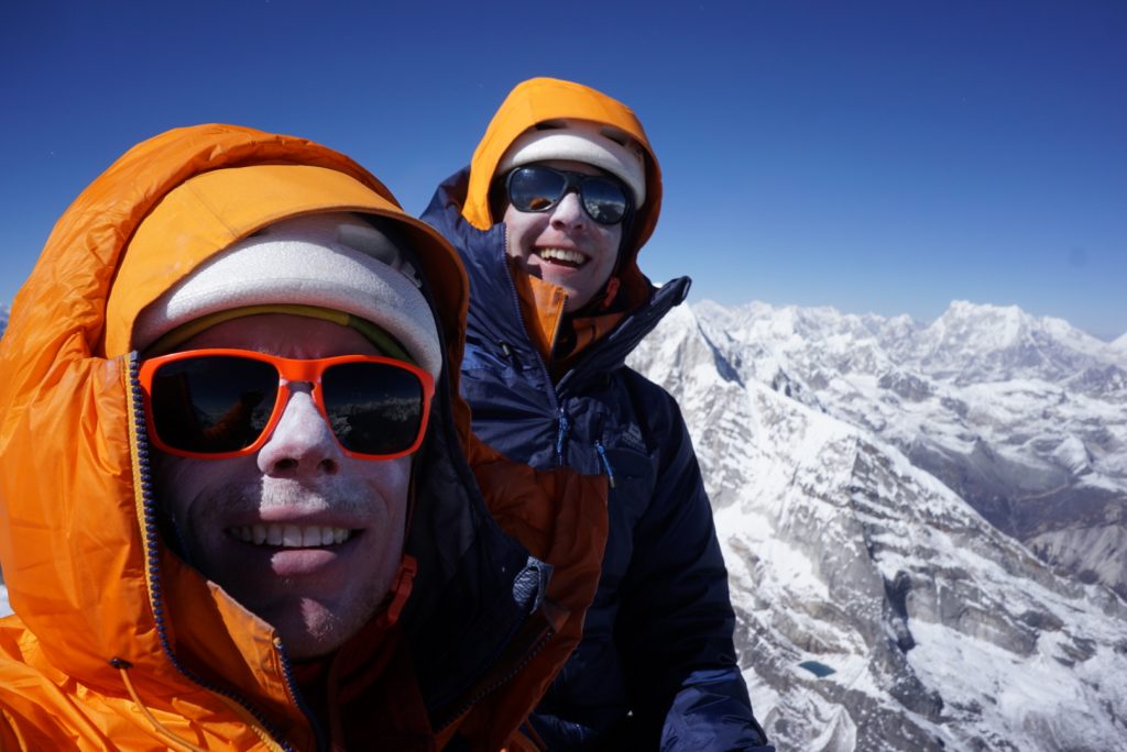 Tom Livingstone e Matt Glenn in cima al Tengkangpoche. Foto archivio Livingstone