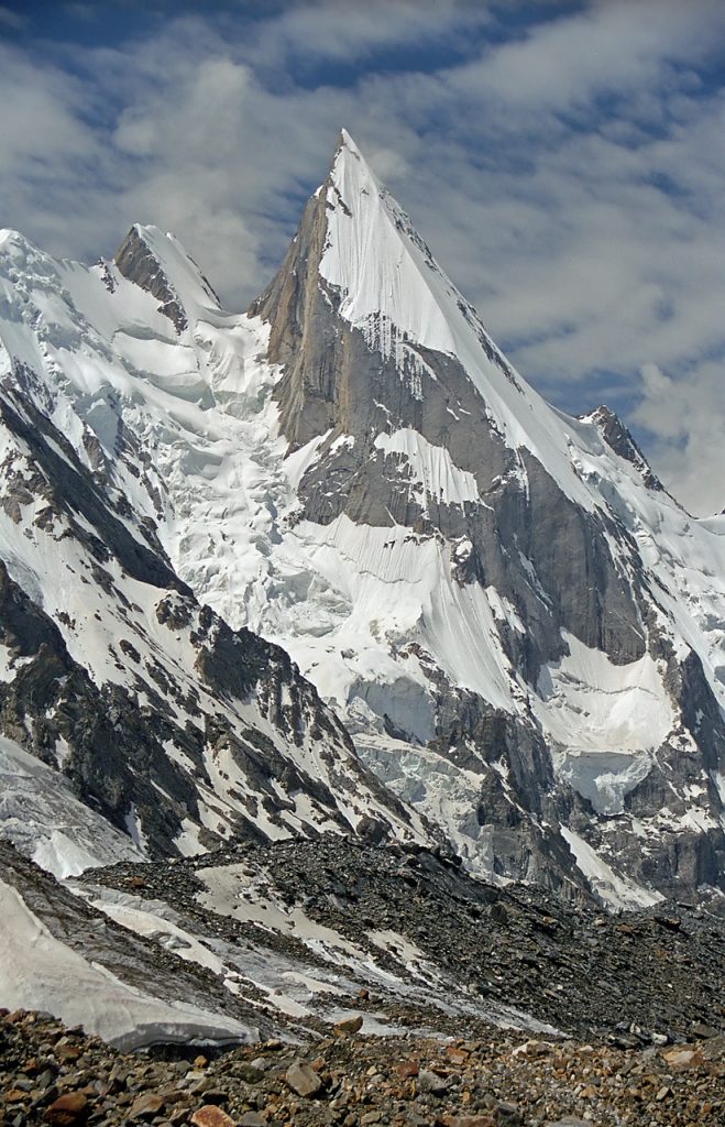 Laila Peak - Foto Wikimedia Commons @Kogo