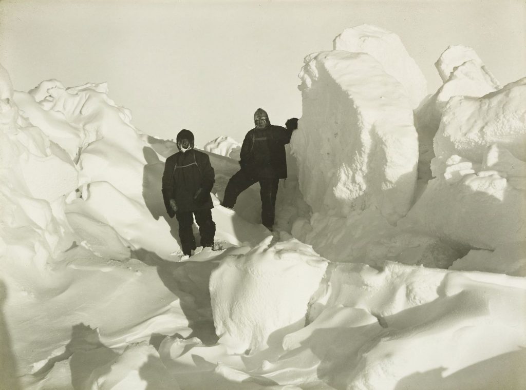 Frank Wild e Ernest Shackleton - Foto Wikimedia Commons @Frank Hurley