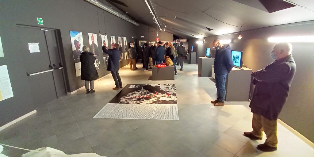 La sala principale della mostra - Foto Serafino Ripamonti