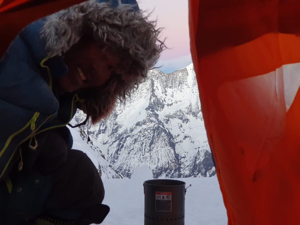 Manaslu. Foto via Alex Txikon.