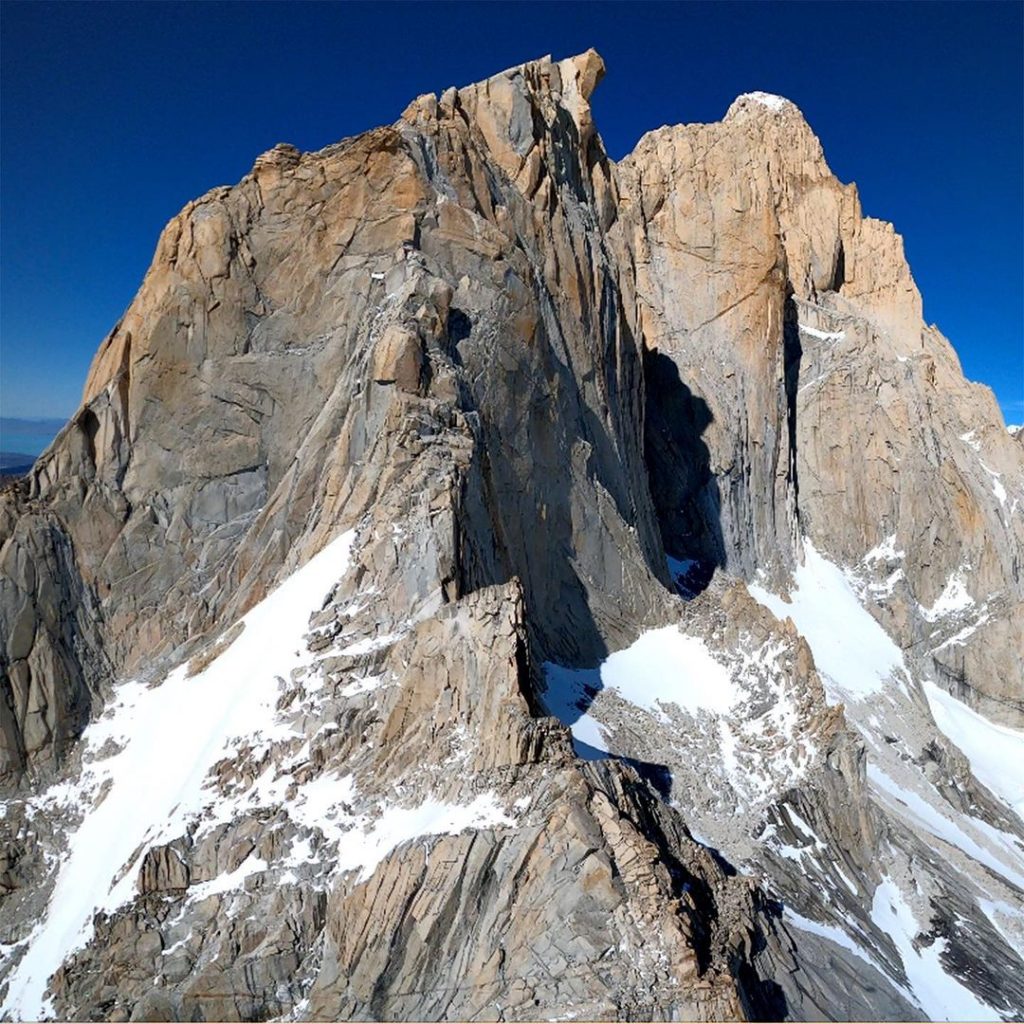 Aguja Guillaumet - Foto Instagram Paragonia Vertical