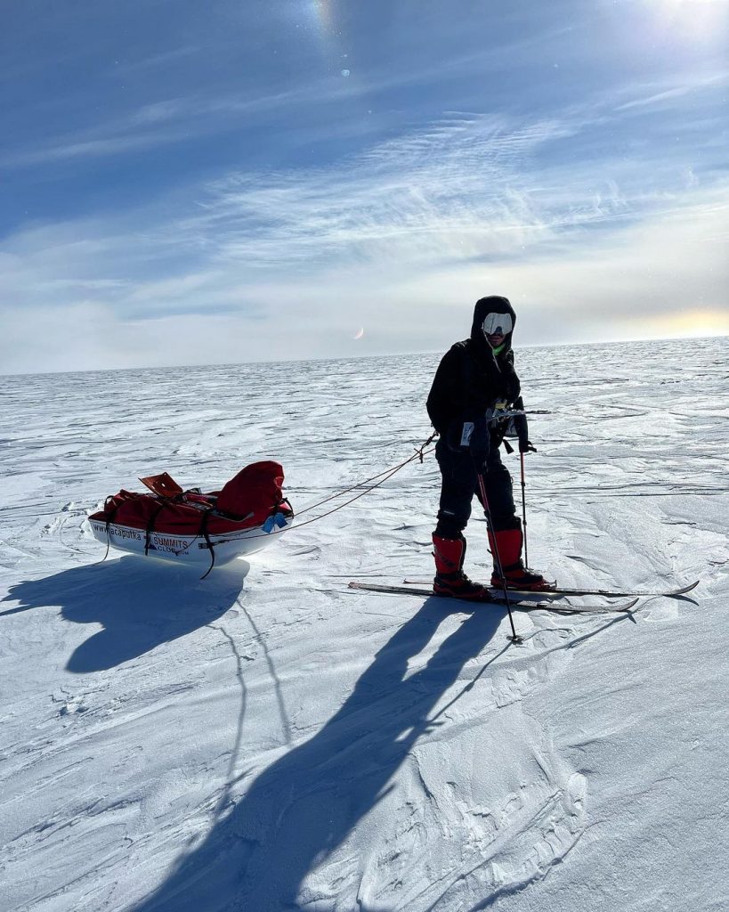 In marcia verso il Polo Sud. Foto Instagram Nirmal Purja