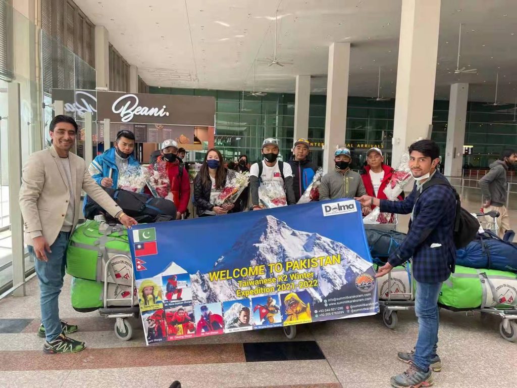 Grace Tseng a Islamabad con la sua squadra