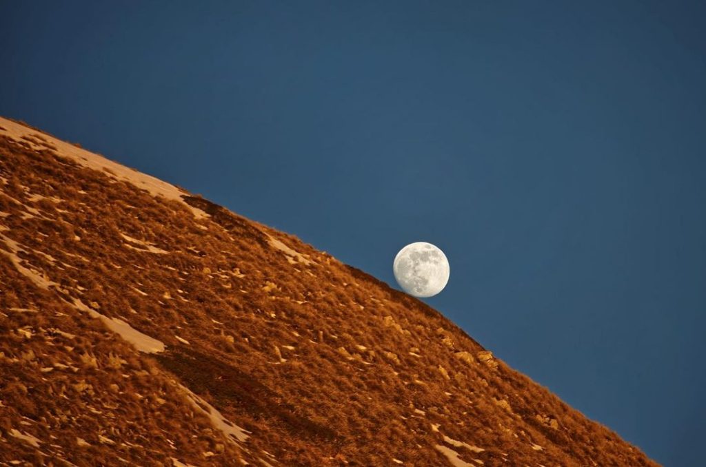 Luna sul Terminillo - Foto Pierpaolo Rossi (IG: pierp.rossi)