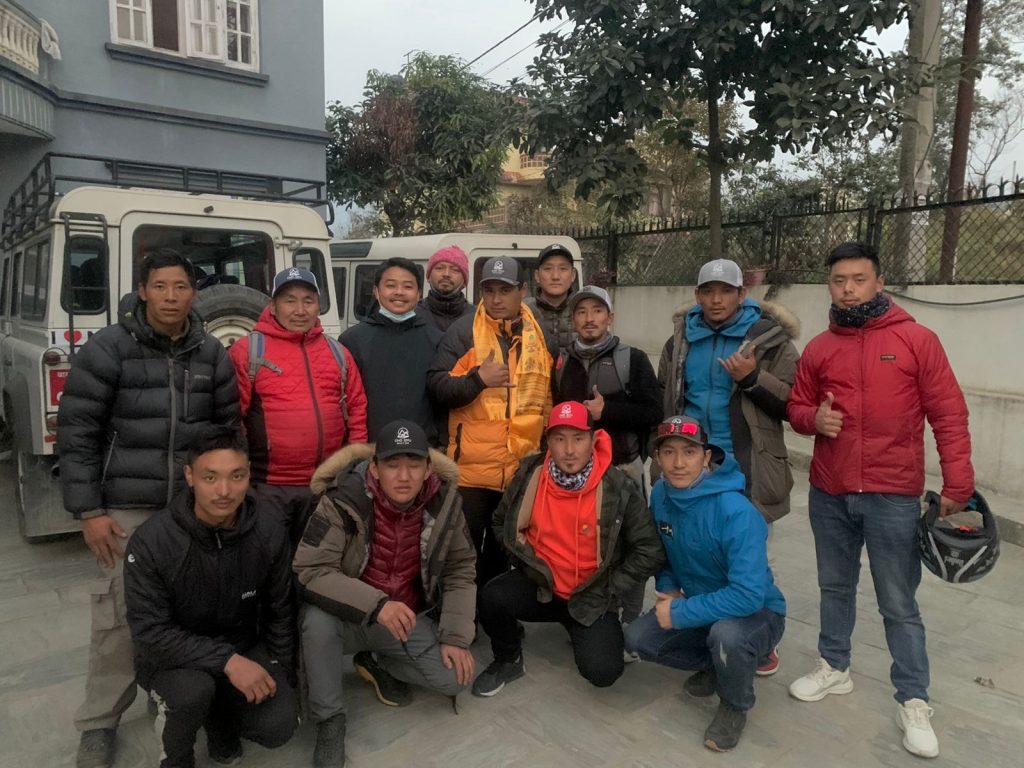 Cho Oyu, spędzone Gelje Sherpa