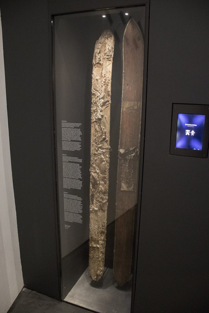 Antichi sci presso il museo nazionale estone - Foto Wikimedia Commons @WanderingTrad