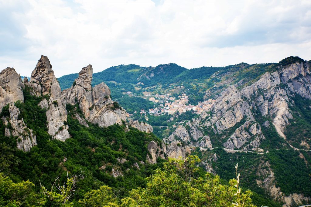 Veduta di Castelmezzano - Foto Wikimedia Commons @Rabih omeiri