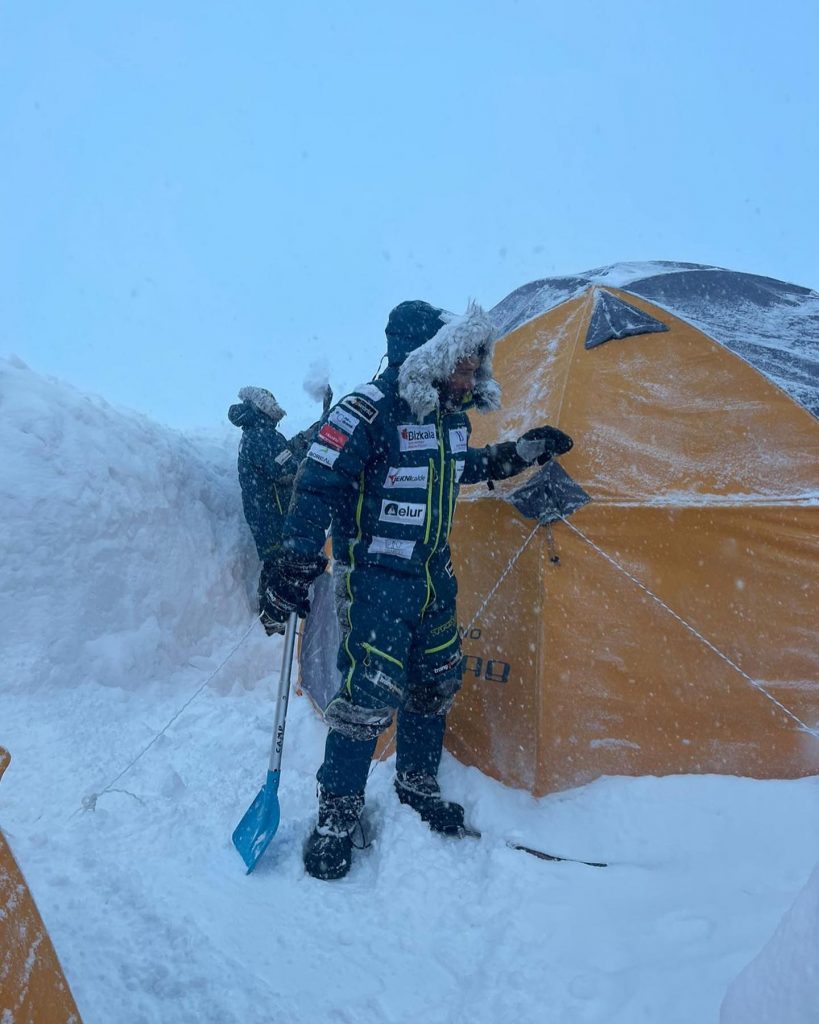 Manaslu. Foto @ Alex Txikon