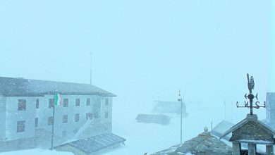 Photo of Neve e raffiche di vento in quota sulle Alpi. Toccati i fino a 176 km/h nel Gran Paradiso