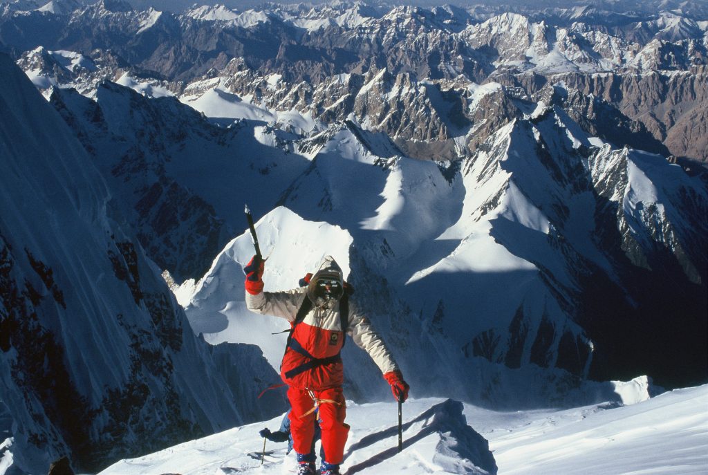 BROAD PEAK M. 8047 GIANNI IN VETTA. Foto archivio Calcagno