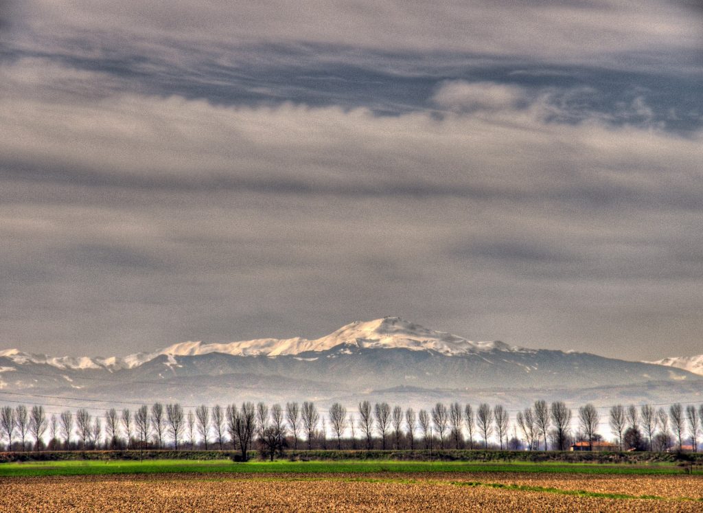 Monte Cimone da Crevalcore - Foto Wikimedia Commons @Giorgio Galeotti
