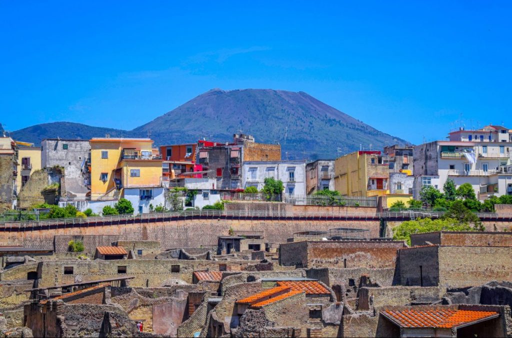 vesuvio, campi flegrei, linea bianca