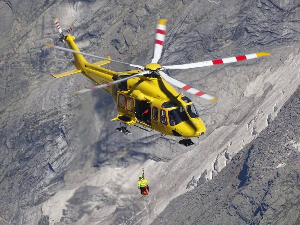 Immagine di repertorio FB Corpo Nazionale Soccorso Alpino e Speleologico - CNSAS