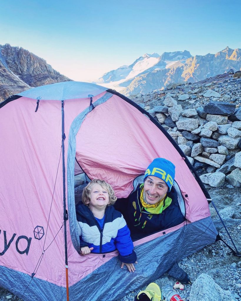 in tenda. Foto Matteo Della Bordella