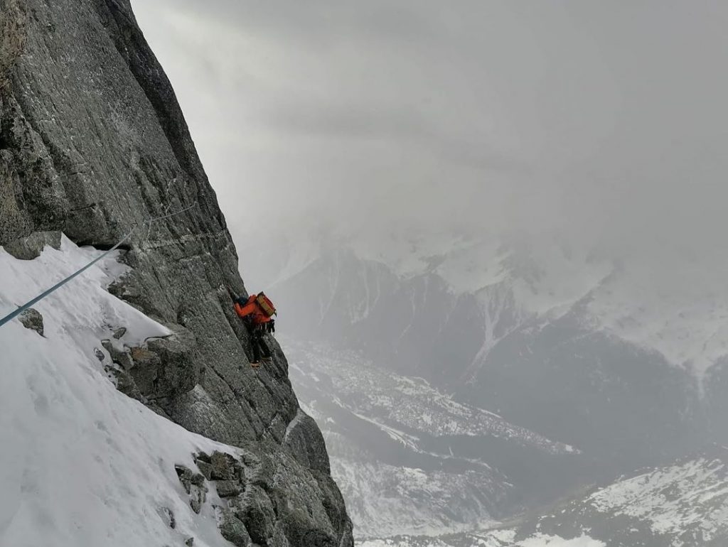 Durante la prima libera della Voie des Guides. Foto Instagram Tom Livingstone