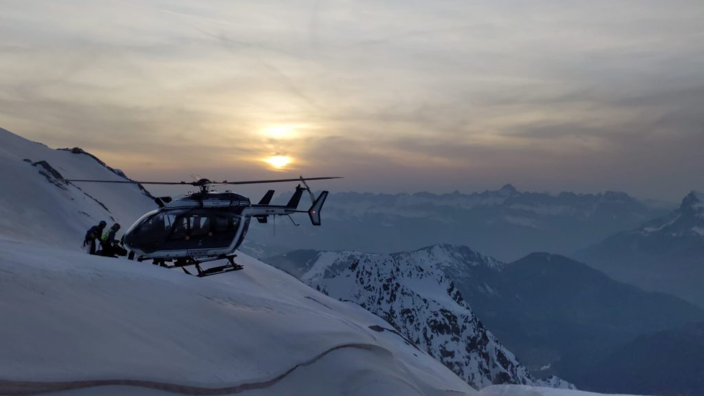 Foto dell intervento. Via PGHM Chamonix