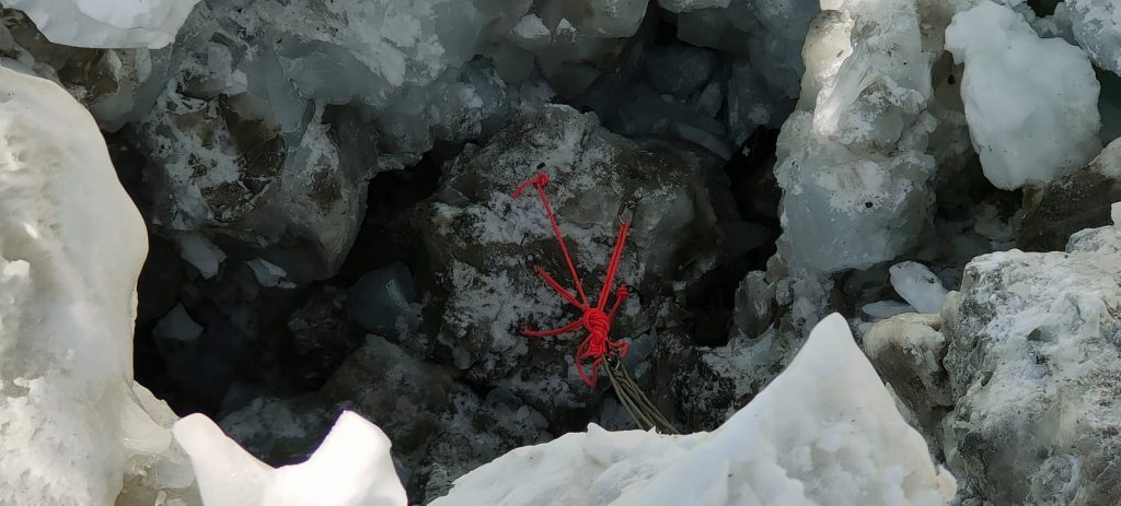 Foto dell intervento. Via PGHM Chamonix