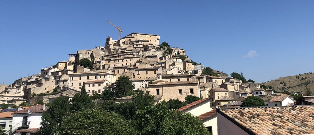 Navelli (AQ) - Foto Wikimedia Commons @Sayatek