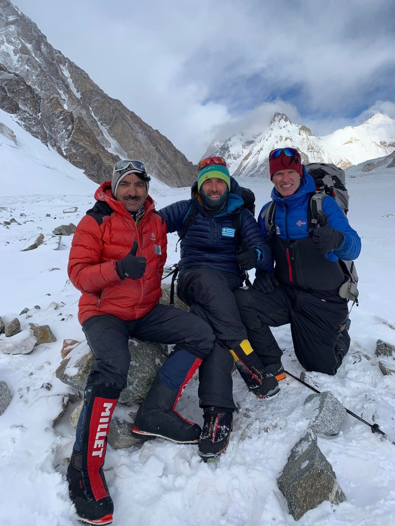 Sykaris al K2 invernale con Ali Sadpara e John Snorri. Foto Skyraris
