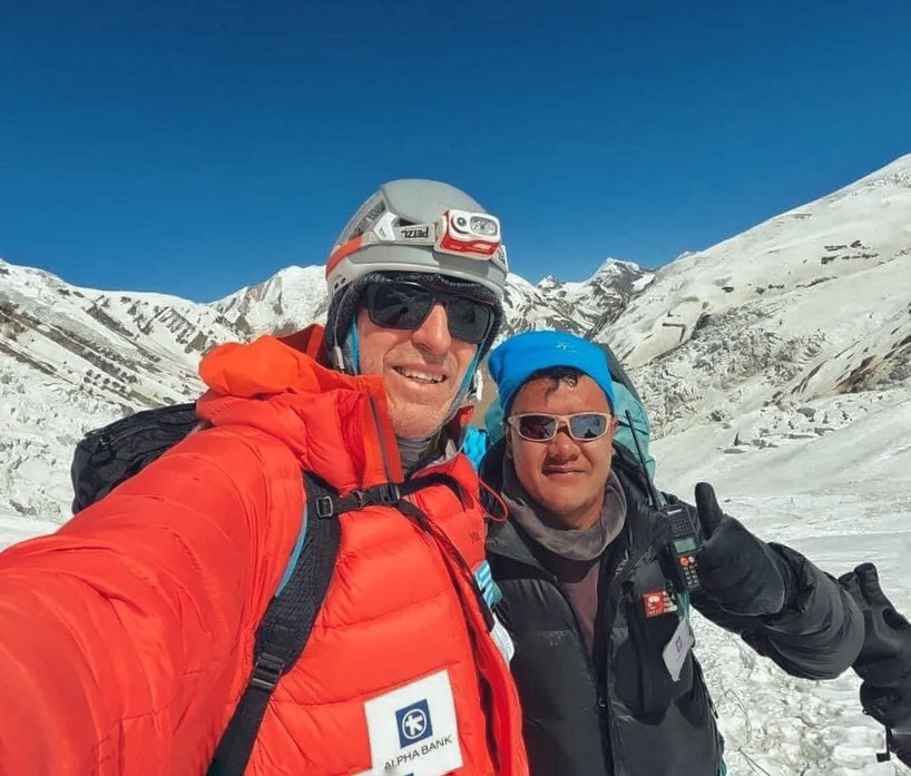 Sykaris e Dawa Sherpa al Dhaulagiri durante le rotazioni di acclimatamento dei giorni scorsi. Foto Sykaris 