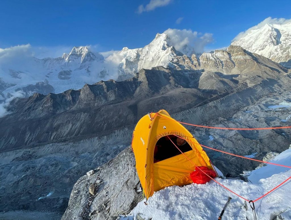 Foto Foto Toshiyuki Yamada e Takeshi Tani