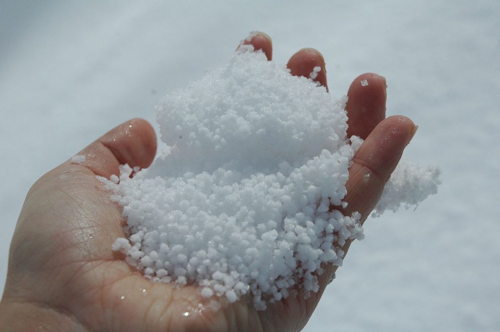 Graupel - Foto Wikimedia Commons @LassenNPS