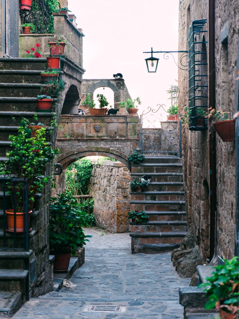 Civita di Bagnoregio - Foto Unsplash @Gabriella Clare Marino