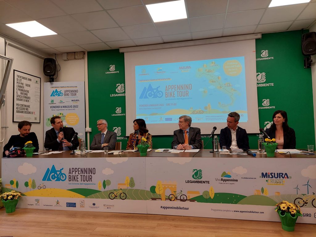 Presentazione V edizione - Foto FB Appennino Bike Tour
