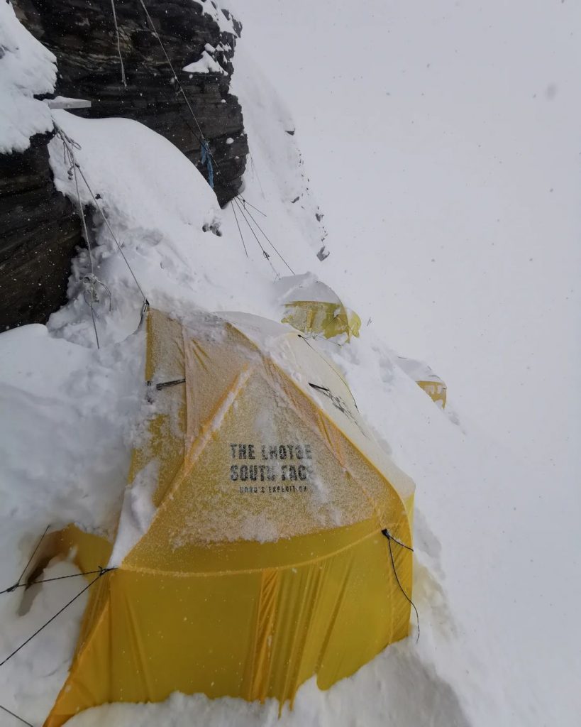 Lhotse parete sud. Foto Pasang Rinzee Sherpa