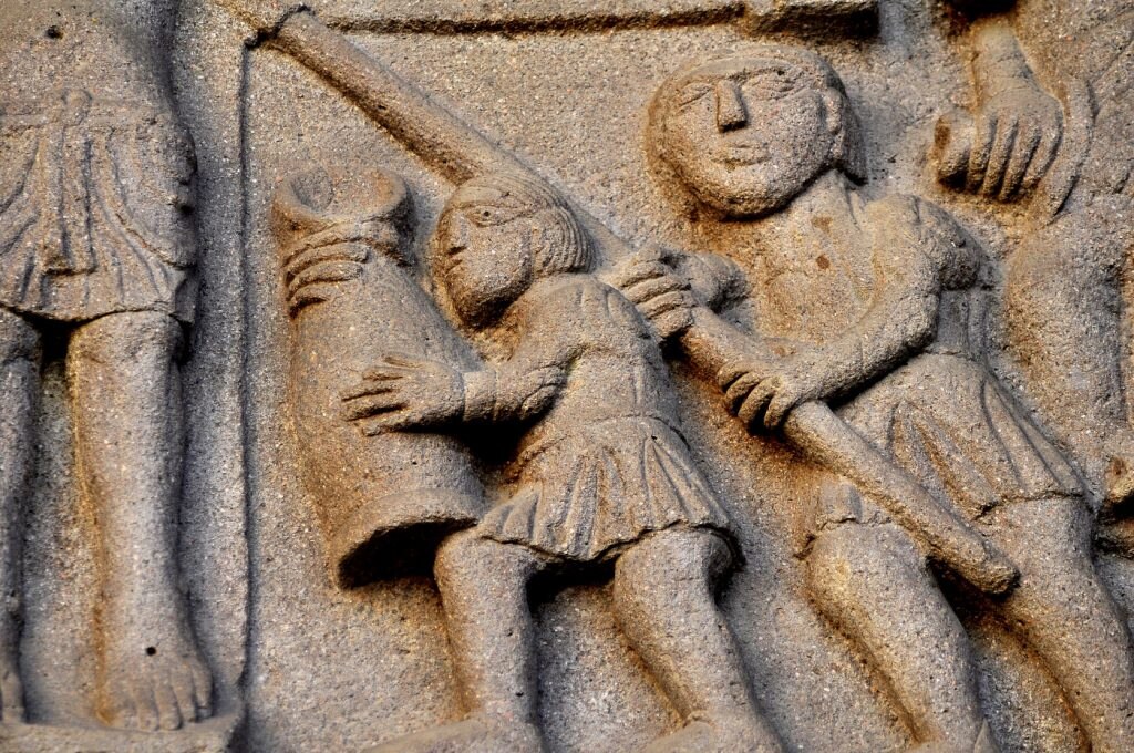 Berceto, IL portale del Duomo