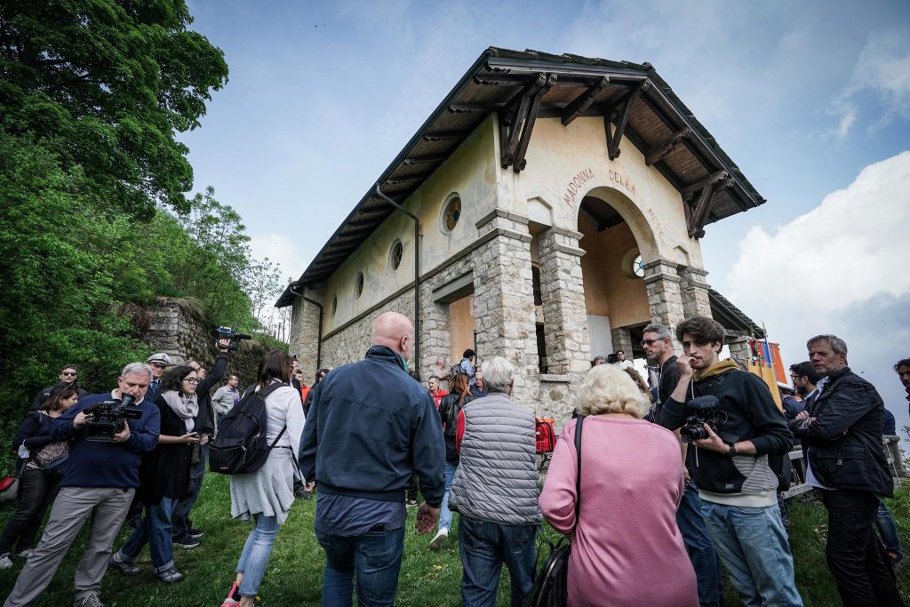 Messa in ricordo con i famigliari delle vittime della strage della funivia del Mottarone ad un anno dell'accaduto . Verbania 23 maggio 2022 ANSA/TINO ROMANO