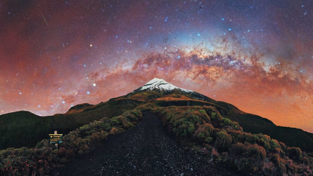 “Galactic Kiwi” – Evan McKay. Mount Taranaki, New Zealand