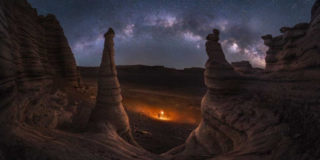 “Lightning the Milky way” – Jinyi He. Xinjiang, China, Dahaidao Desert